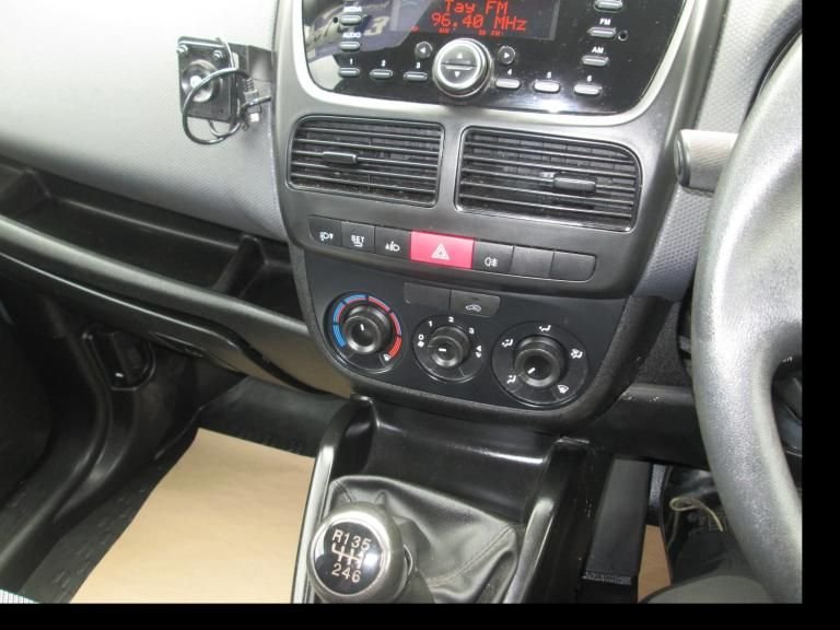 Used Fiat Doblo 2018 for sale - 76986009: Photo 14