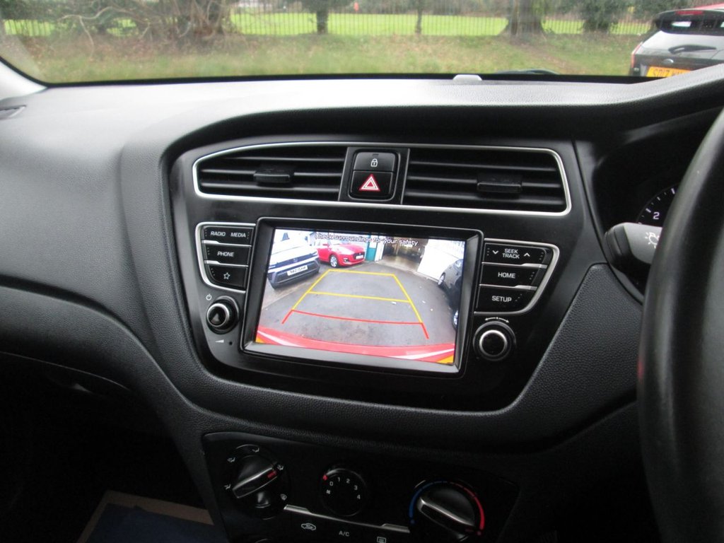 Used Hyundai i20 2019 for sale - 77666754: Photo 17