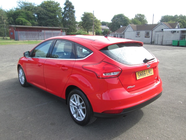 Used Ford Focus 2016 for sale - 75584600: Photo 8