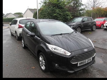 Used Ford Fiesta 2017 for sale - 76918108: Photo