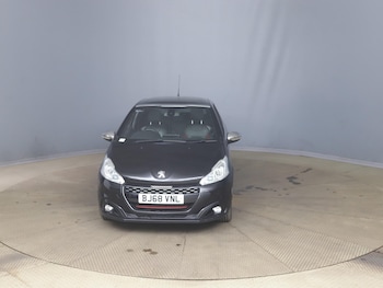 Used Peugeot 208 2018 for sale - 79412276: Photo