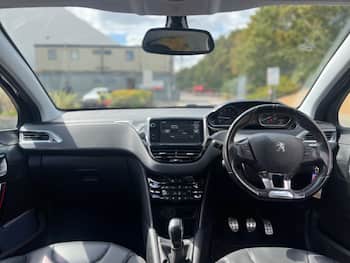 Used Peugeot 208 2015 for sale - 79635082: Photo