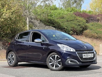 Used Peugeot 208 2018 for sale - 79808771: Photo