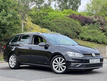 Used Volkswagen Golf 2017 for sale - 79387774: Photo