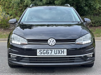 Used Volkswagen Golf 2017 for sale - 79387774: Photo
