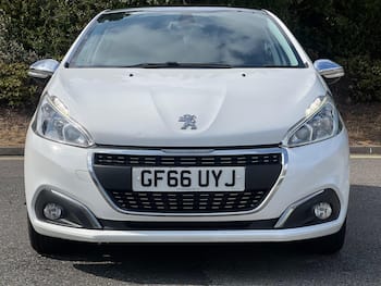 Used Peugeot 208 2016 for sale - 79657432: Photo
