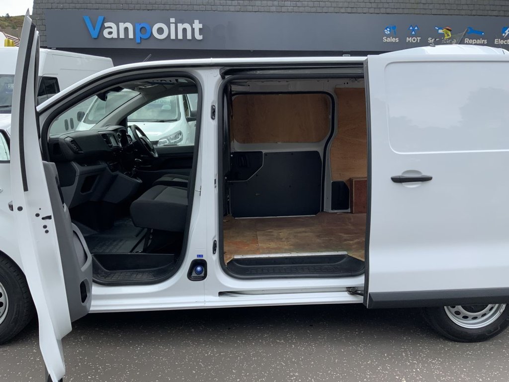 Used Vauxhall Vivaro 2022 for sale - 77157381: Photo 11