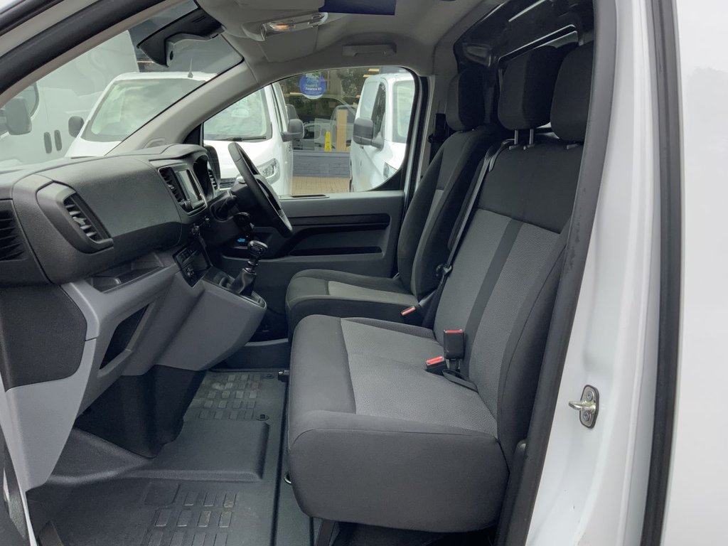 Used Vauxhall Vivaro 2022 for sale - 77157381: Photo 14