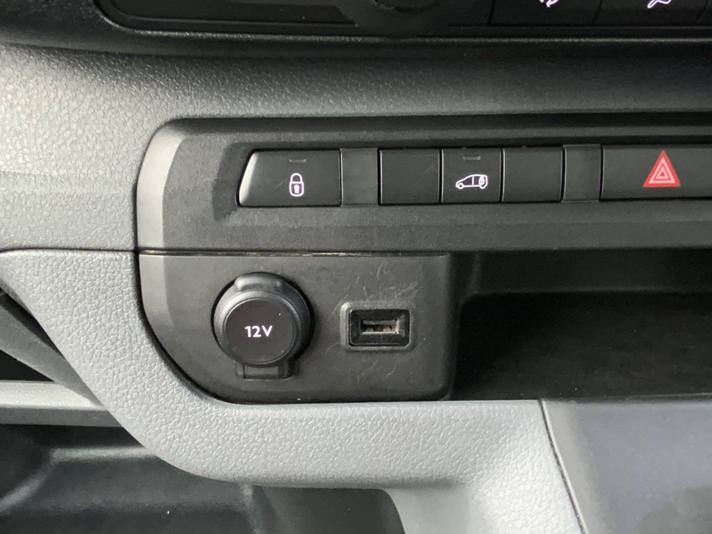 Used Vauxhall Vivaro 2022 for sale - 77157455: Photo 15