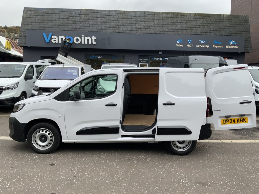 Used Vauxhall Combo 2024 for sale - 77157424: Photo 17