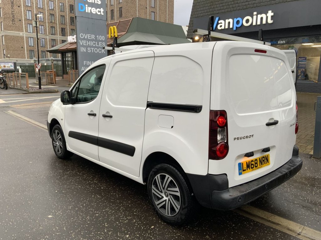 Used Peugeot Partner 2018 for sale - 77302200: Photo 6