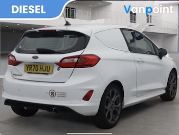 Used Ford Fiesta 2020 for sale - 77157420: Photo