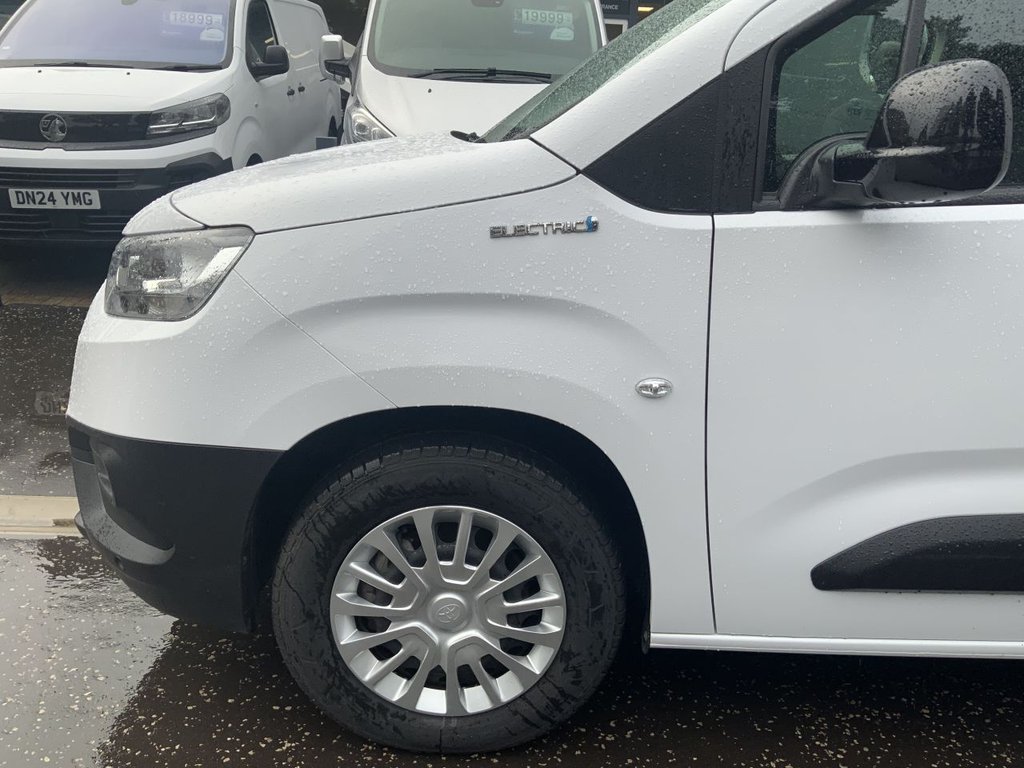 Used Toyota ProAce 2023 for sale - 77157421: Photo 14