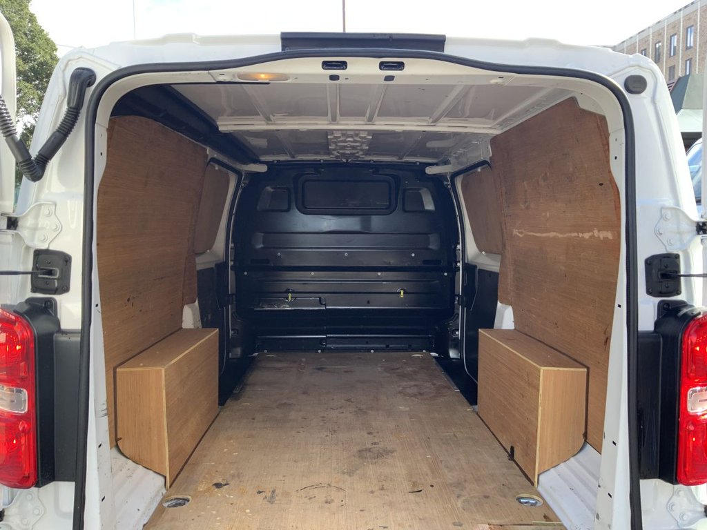 Used Vauxhall Vivaro 2022 for sale - 76434136: Photo 12