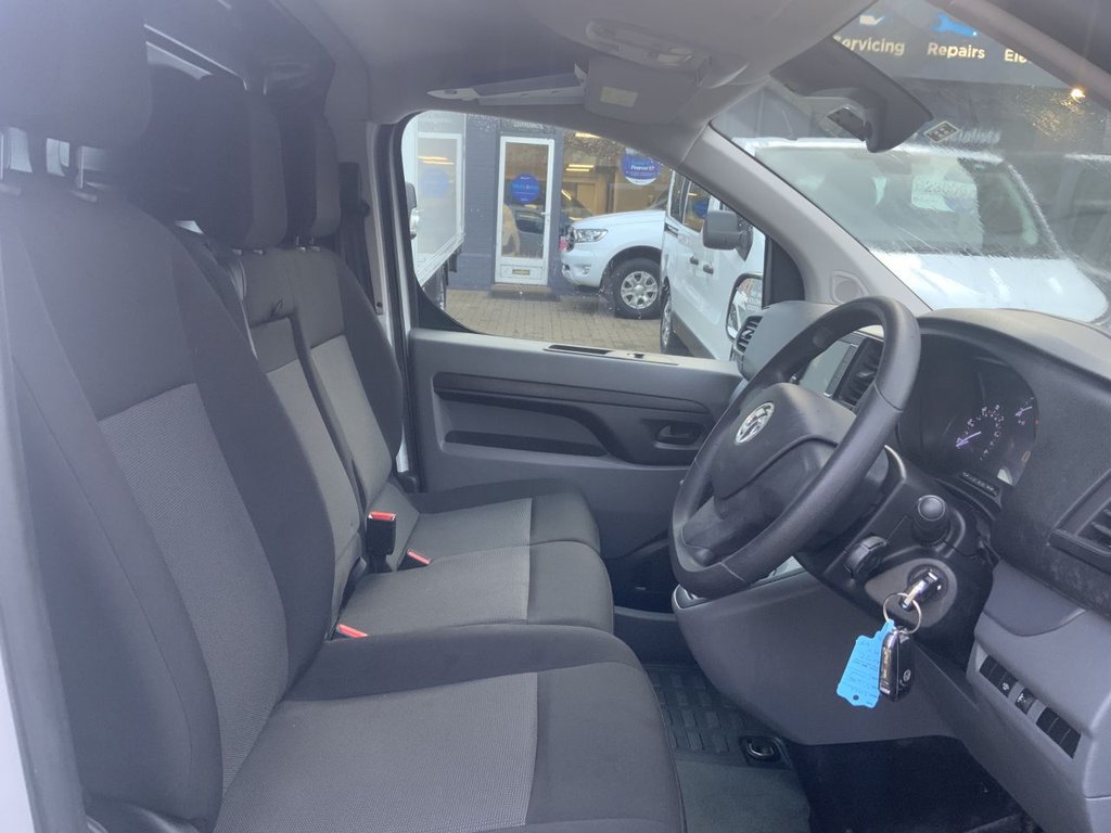 Used Vauxhall Vivaro 2023 for sale - 77642669: Photo 18