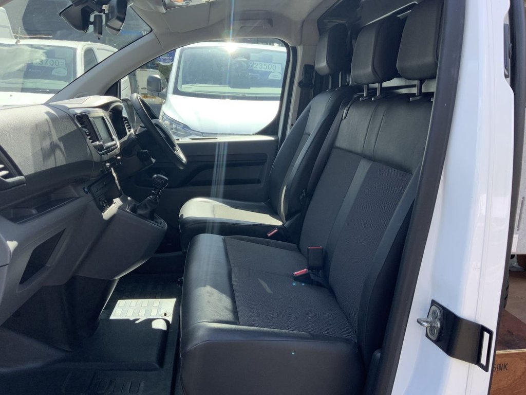 Used Vauxhall Vivaro 2021 for sale - 77157385: Photo 16