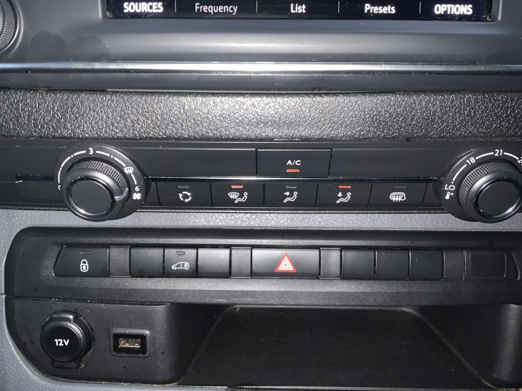 Used Vauxhall Vivaro 2022 for sale - 76570511: Photo 17