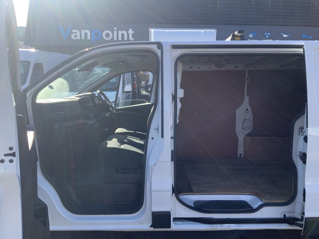 Used Nissan Primastar 2023 for sale - 77660226: Photo 15