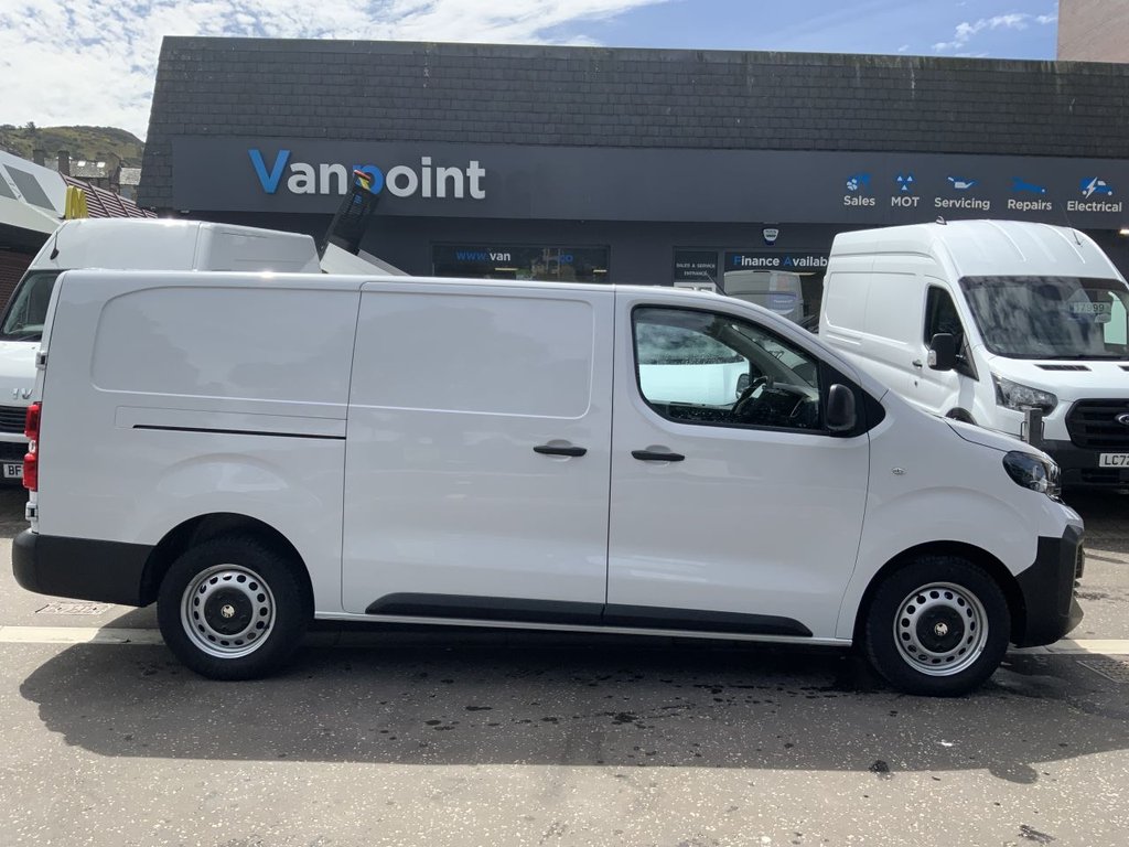 Used Vauxhall Vivaro 2024 for sale - 77157392: Photo 11