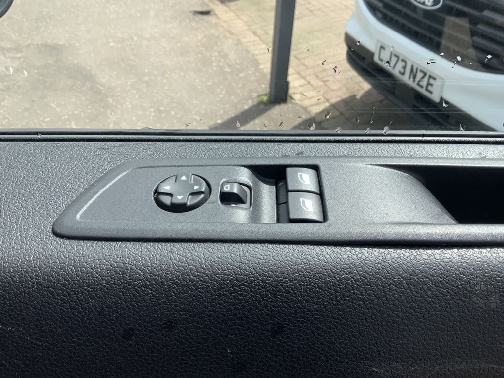 Used Vauxhall Vivaro 2024 for sale - 77157392: Photo 28