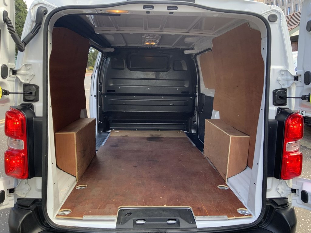 Used Vauxhall Vivaro 2022 for sale - 77157413: Photo 11