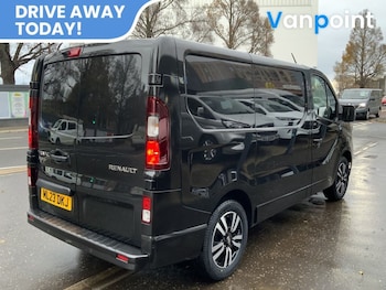 Used Renault Trafic 2023 for sale - 77157451: Photo