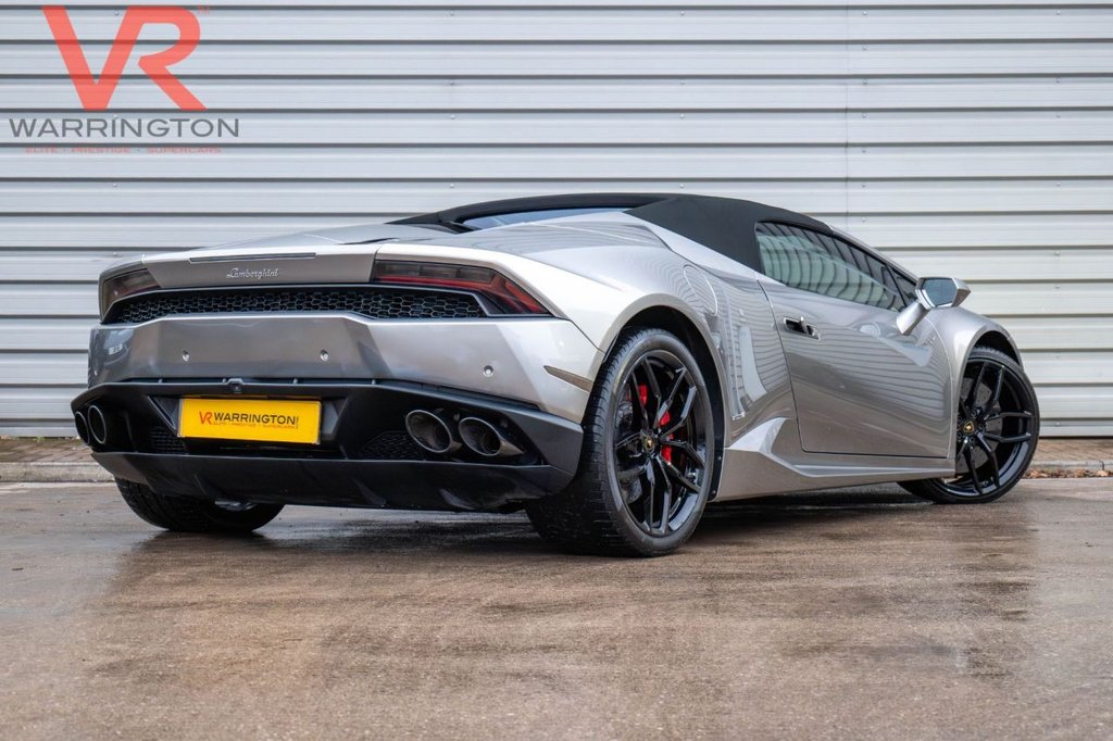 Used Lamborghini Huracan 2017 for sale - 77288348: Photo 18