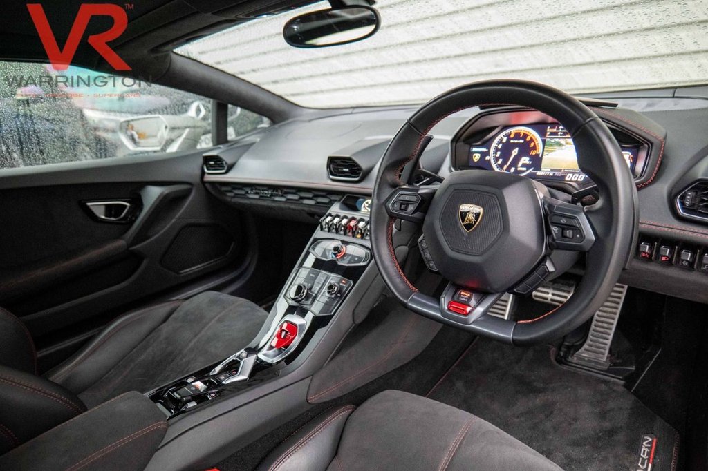 Used Lamborghini Huracan 2017 for sale - 77288348: Photo 2