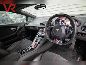 Used Lamborghini Huracan 2017 for sale - 77288348: Photo