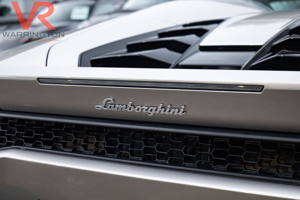 Used Lamborghini Huracan 2017 for sale - 77288348: Photo 34