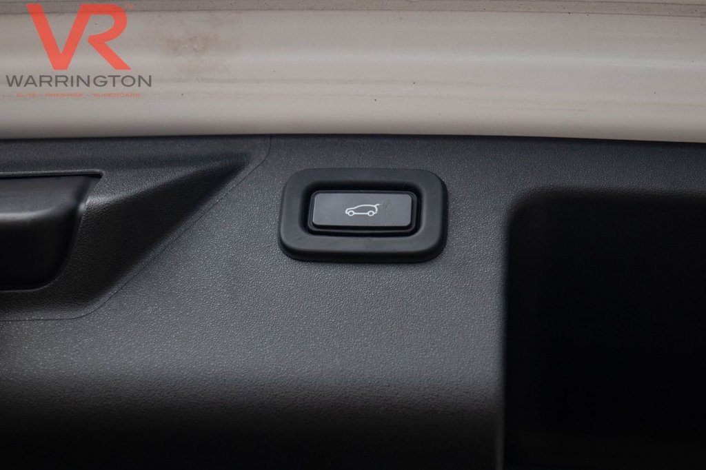 Used Land Rover Discovery Sport 2021 for sale - 77171934: Photo 18