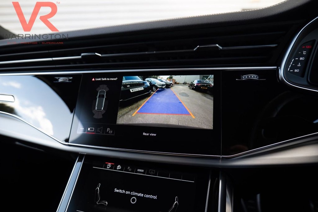 Used Audi Q7 2022 for sale - 76582674: Photo 31