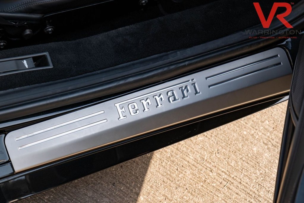 Used Ferrari 458 2013 for sale - 76546501: Photo 31