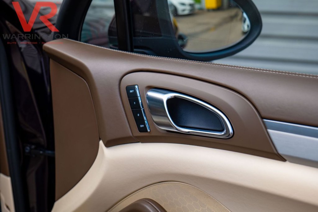 Used Porsche Cayenne 2012 for sale - 76546406: Photo 22