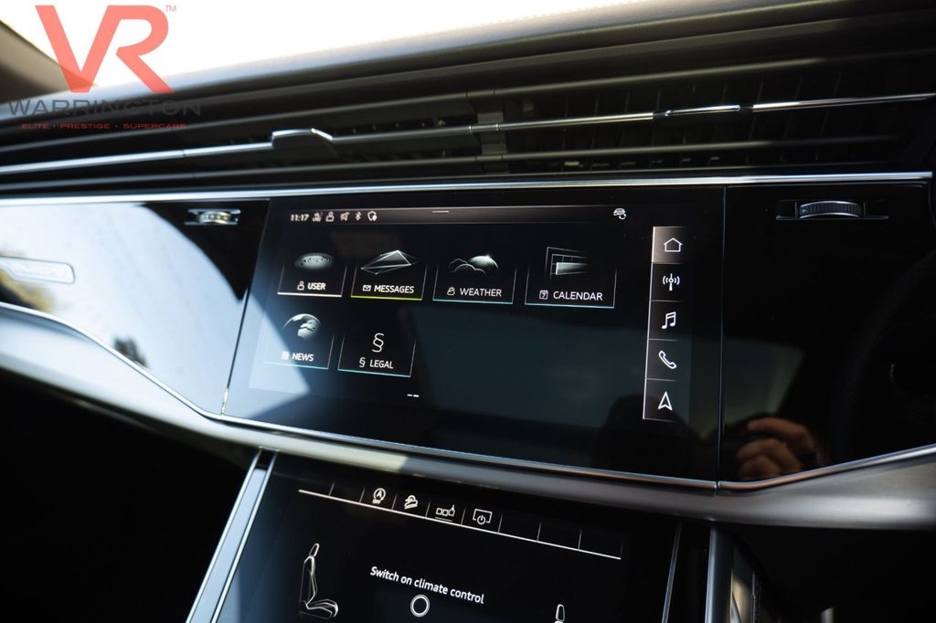 Used Audi SQ8 2020 for sale - 76546382: Photo 28