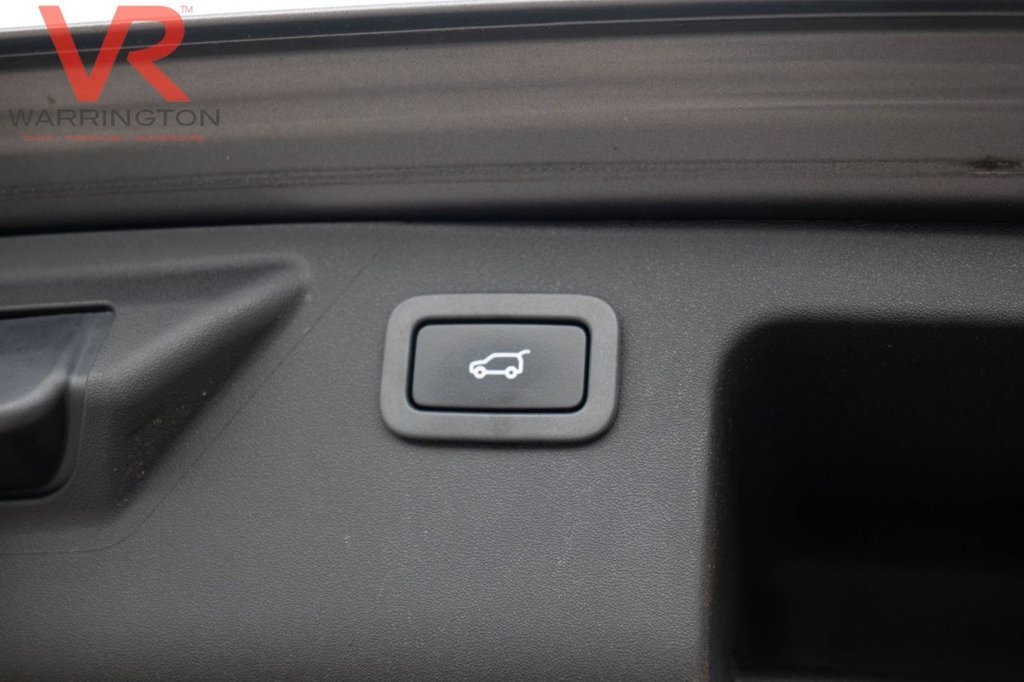 Used Land Rover Discovery Sport 2017 for sale - 77720380: Photo 19