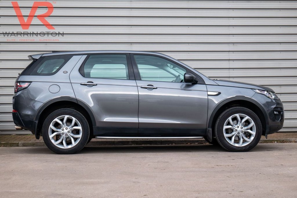 Used Land Rover Discovery Sport 2017 for sale - 77720380: Photo 21