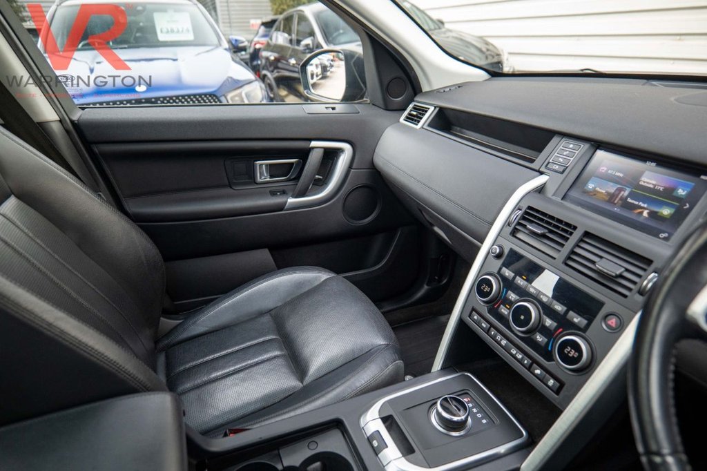 Used Land Rover Discovery Sport 2017 for sale - 77720380: Photo 26