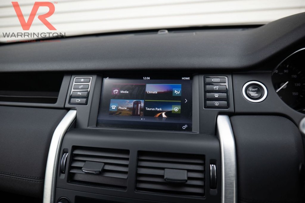 Used Land Rover Discovery Sport 2017 for sale - 77720380: Photo 30