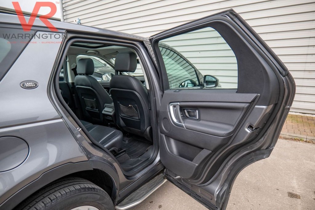 Used Land Rover Discovery Sport 2017 for sale - 77720380: Photo 39