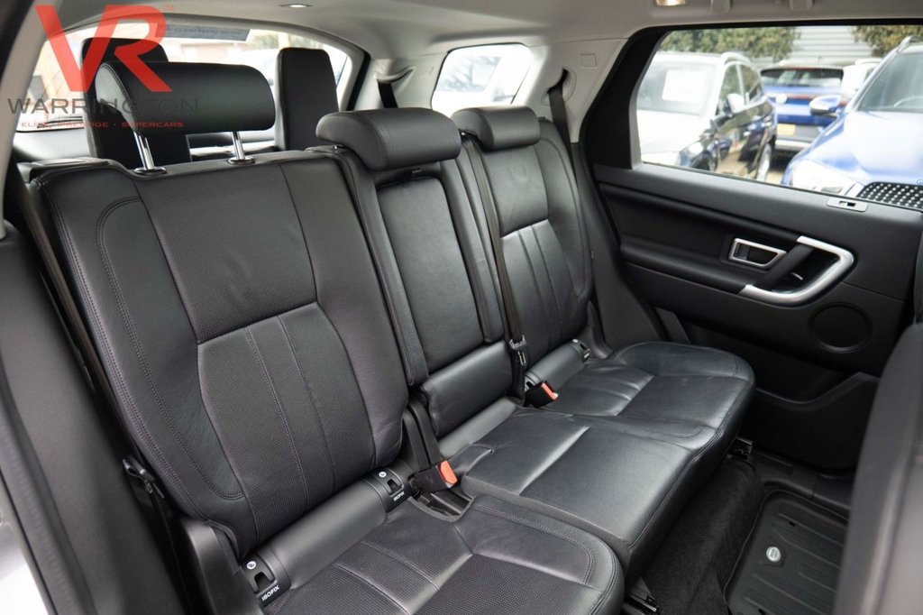 Used Land Rover Discovery Sport 2017 for sale - 77720380: Photo 40