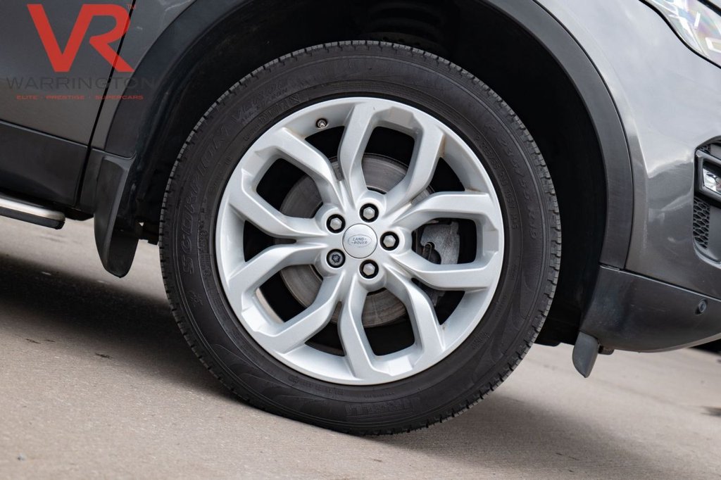 Used Land Rover Discovery Sport 2017 for sale - 77720380: Photo 43