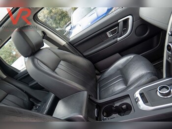 Used Land Rover Discovery Sport 2017 for sale - 77720380: Photo