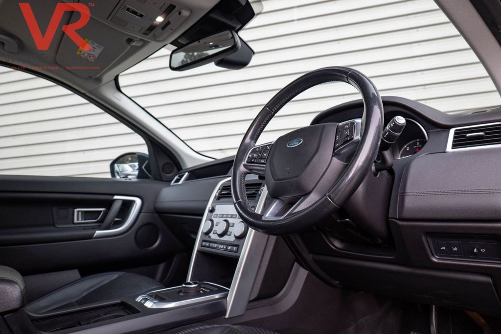 Used Land Rover Discovery Sport 2017 for sale - 77720380: Photo 9