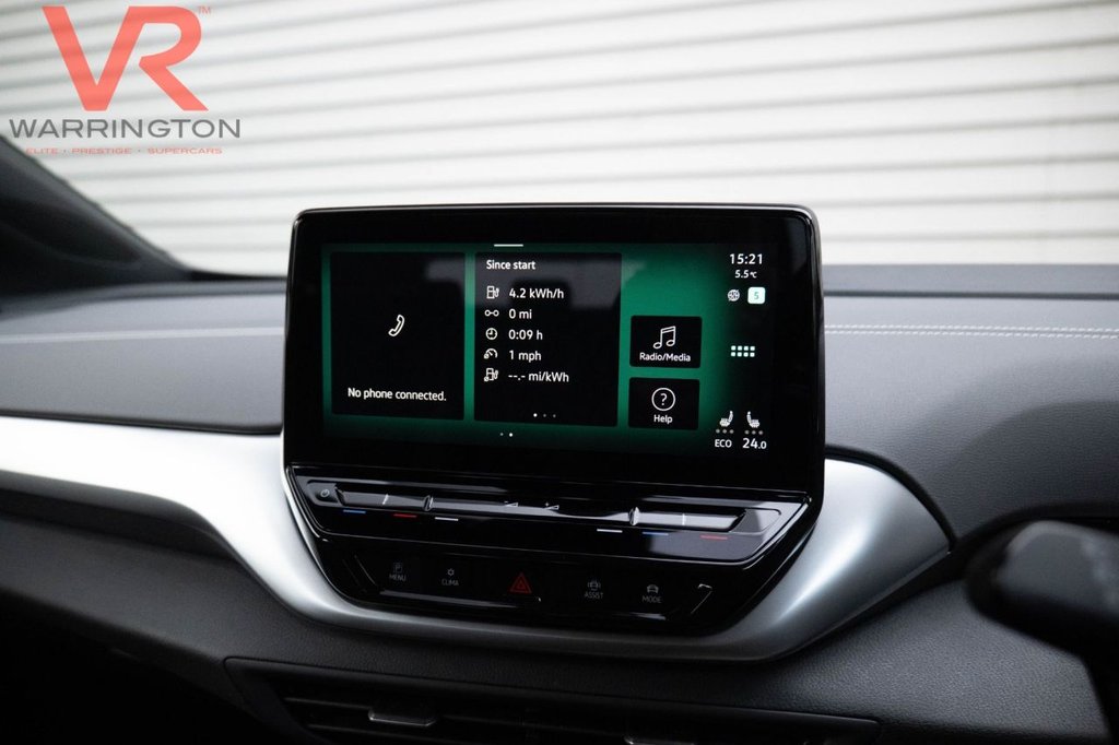 Used Volkswagen ID.4 2023 for sale - 76642811: Photo 22