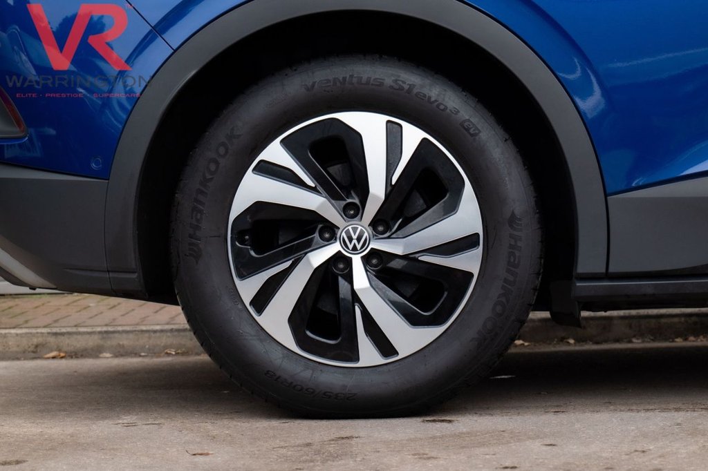 Used Volkswagen ID.4 2023 for sale - 76642811: Photo 35