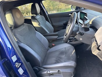 Used Volkswagen ID.4 2023 for sale - 76642811: Photo