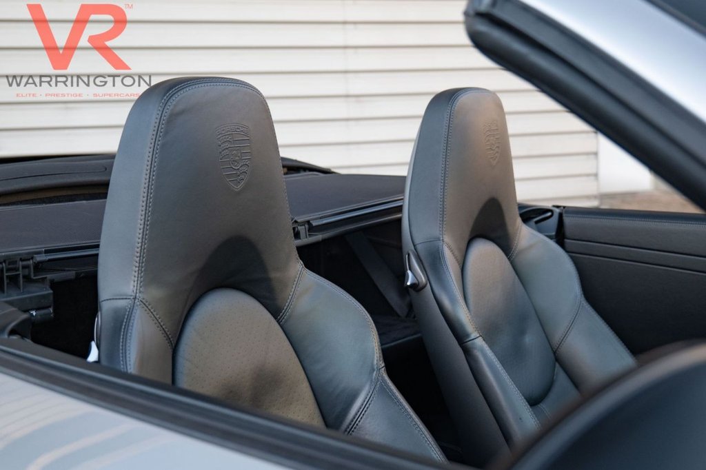 Used Porsche 911 2010 for sale - 76961997: Photo 24