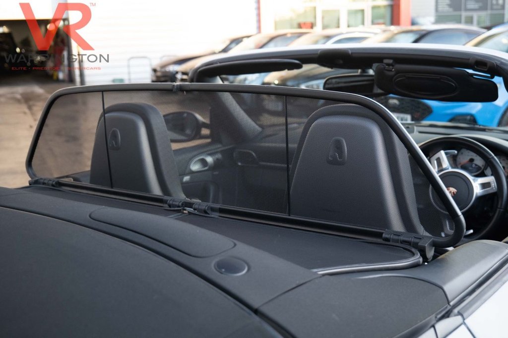 Used Porsche 911 2010 for sale - 76961997: Photo 26