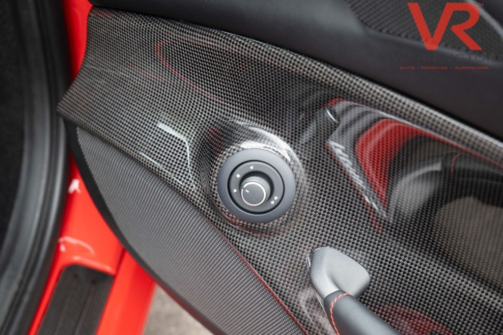 Used Ferrari 488 2017 for sale - 76546411: Photo 28